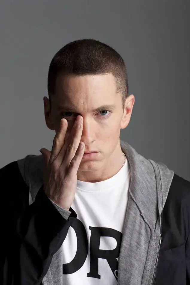 Eminem buzz cut